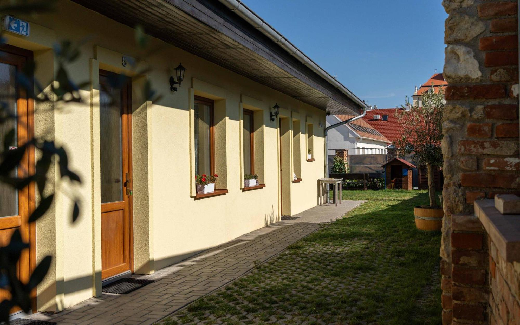 Penzion Alenka Valtice Zewnętrze zdjęcie